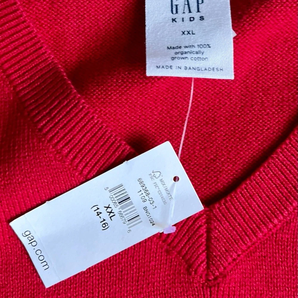 Gap Boy Size XXL (14-16) Red Sweater. Brand new, with tags.